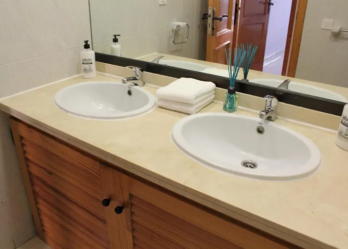 Magnífico Playa Paraíso Apartamento *